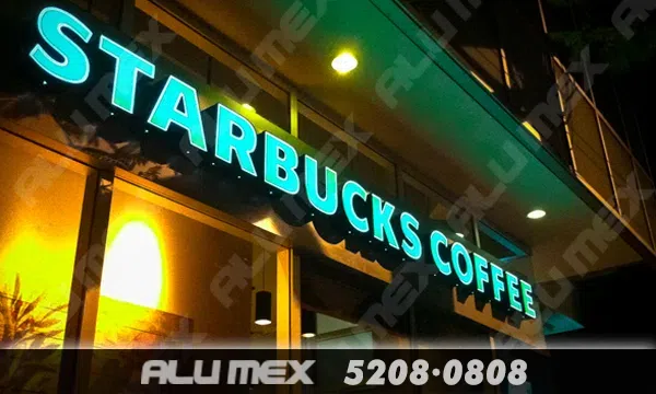 Anucio Luminoso Starbucks