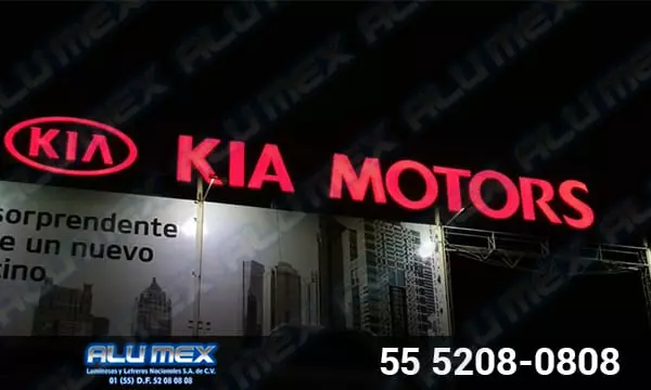 anuncios luminosos y letreros luminosos para KIA Motors